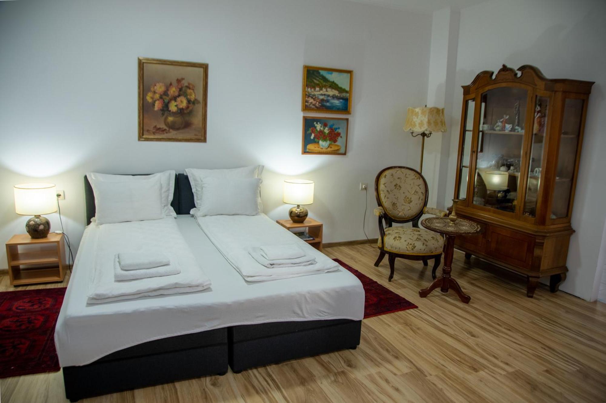 Apartman Centar Σρέμσκι Καρλόβτσι Εξωτερικό φωτογραφία